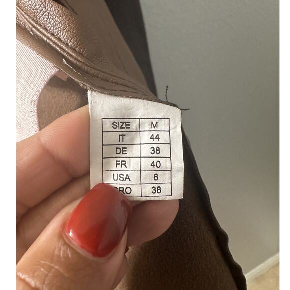 SFIZIO Women's Brown Color Block Faux Leather Patchwork Shacket Size Medium NWOT - Picture 9 of 14